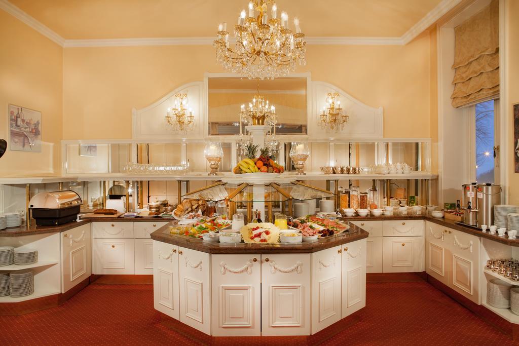 Hotel Kaiserhof 3*